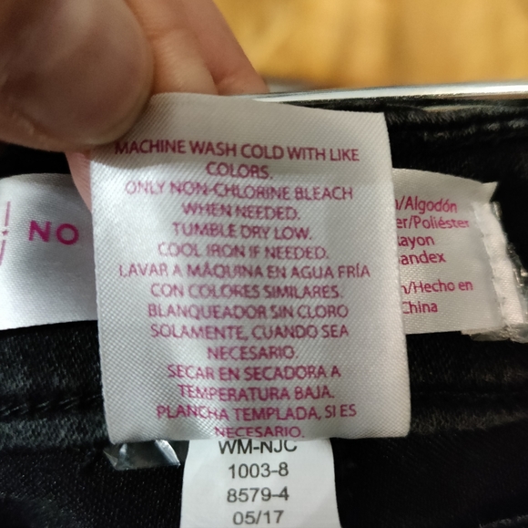 ***No Boundaries Skinny Jeans (Size 3) - Picture 5 of 5